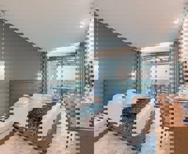 Presidential Suite 13