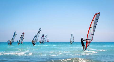 Windsurfing.jpg