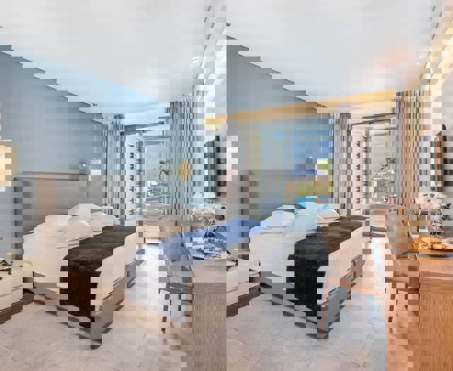 Executive One Bedroom 6