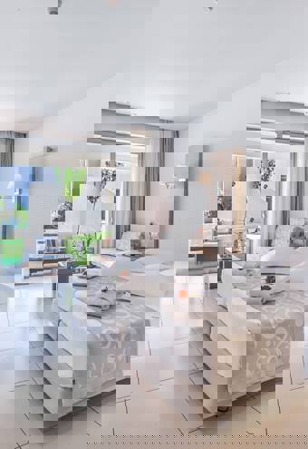 Executive Suite 1 Bedroom1