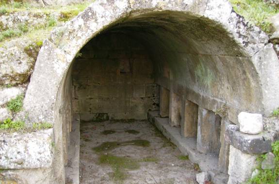 Tomb-of-Harmylos.jpg