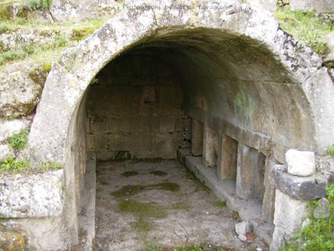 Tomb-of-Harmylos.jpg