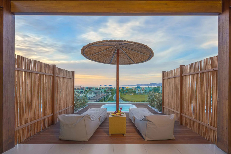 Executive double sea